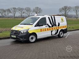 MERCEDES-BENZ VITO 111 dierenvervoer