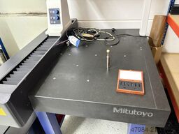 MITUTOYO CRYSTA-PLUS M 574