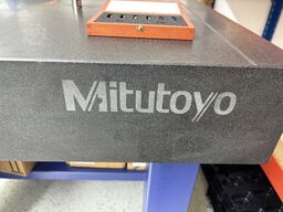 MITUTOYO CRYSTA-PLUS M 574