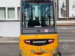 Jungheinrich EFG 425ks 6.5m/ batt2021/ 4v