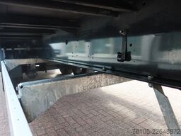 Krone N/A SD + kooiaap + stuur as
