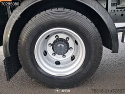 DAF XB 230 4X2 FA DC 12t - Paccar Body Koffer