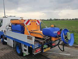FUSO CANTER 3S13 NIDO zoutstrooier