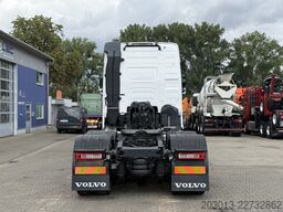 VOLVO 650 6x4 EURO 6 Sattelzugmaschine