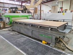 Centru de prelucrare cu masă cuibăritoare BIESSE SKILL 1536 G FT