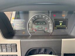 VOLVO FM 420 Haken mit Kran