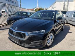 SKODA Octavia Combi Ambition
