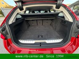 BMW 330e Touring WIDESCREEN/Leder/Driving Assistant