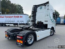 Volvo FH 460 Globetrotter XL, Euro 6, Mega / Like new...
