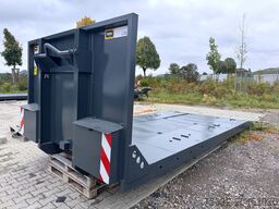 Hitta 5,5m Abrollplattform/ Tieflader