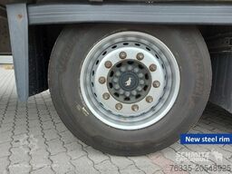 Schmitz Cargobull Curtainsider Mega