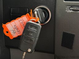 VW Crafter 2.0 TDi 84 KW L2H2 9 Sitze Klima Ahk Eu5