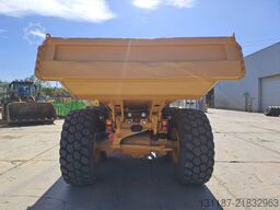CAT 725C2