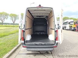 MERCEDES-BENZ SPRINTER 317 L2H2 LED Mbux10