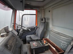 DAF 65.180 ATI right-hand drive street sweeper truck