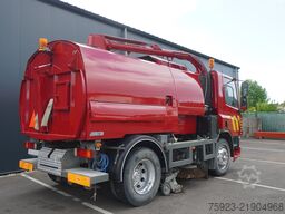 DAF 65.180 ATI right-hand drive street sweeper truck
