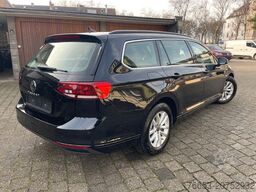 VOLKSWAGEN Passat Variant 110kw DSG Kamera *LED *Navi