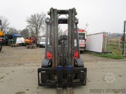 Linde H30D-02 Triplex-Freihub 4,7m Hubhöhe + Seitenschie