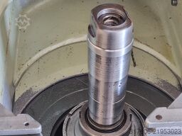 SCM T130