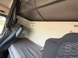MERCEDES-BENZ Actros 2551 LL 6x2 Abrollkipper AUT LM SpurH