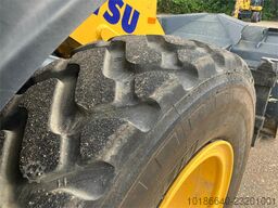 Komatsu WA200-8E0