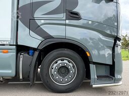 Iveco AS190S/P S-WAY
