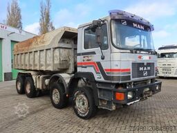 MAN 35.362 8x4 Euro 2, ZF manual gearbox, VERY clean