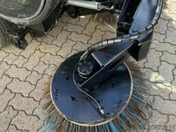 Multicar Nilfisk JungoJet3500 Winterdienst & Kehrmaschine