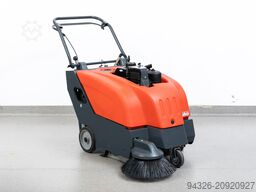Hako Sweepmaster P650 Benzin - 3525m²/h