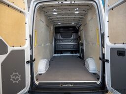VW Crafter 35 lang Hochdach AHK ACC LED NAVI SHZ