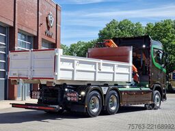 Scania 590S V8 NGS 6x4 - HIAB Multilift 24T + Box with...