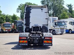 Volvo FH 13.500 Globetrotter 6x2 - Retarder - Full ai...