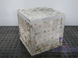 BAT Magnesium Shaker Fixture Cube M8
