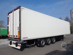 SCHMITZ CARGOBULL SKO 24/L V7 Doppelst./Trennwand vorber./617 Std.