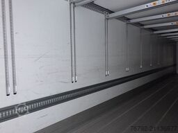 SCHMITZ CARGOBULL SKO 24/L V7 Doppelst./Trennwand vorber./617 Std.