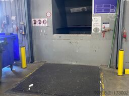 Meulenbroek Stationaire pers + container