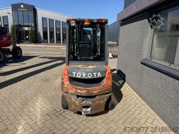 TOYOTA 02-8FDF25 Triplo 500 Freelift / Sideshift / Vorkversteller Diesel 2014