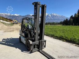 UniCarriers YG1D2A30Q