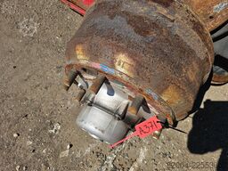 SAF TRAILER AXLE DRUM SINGLE TIRE.