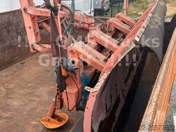 MERCEDES-BENZ Actros 1841 / 4X4 / 13m Hiab Kran / 15ton WINCH