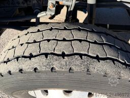 Mercedes-Benz AROCS 3241