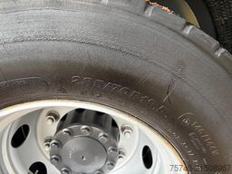 DAF LF220FA + Thermo king + euro 6 + manual