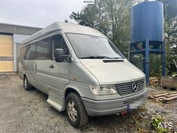 Mercedes-Benz Sprinter 312 Minibus.