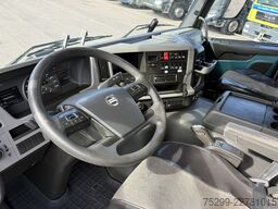 Volvo FM-460 4x4R Fahrgestell / Swiss-Vehicle