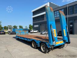 Fruehauf / Hydraulic Ramps / 32 Ton