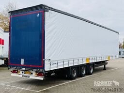 Schmitz Cargobull Curtainsider Mega