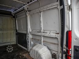 PEUGEOT BOXER 2.2 HDI