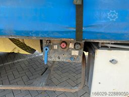 KRONE Profi Liner Schiebeplane mit Liftachse