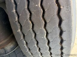 KRONE Profi Liner Schiebeplane mit Liftachse