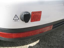 VW Touran 2,0 TDI Einsatzfahrzeug Strobel *TÜV NEU*